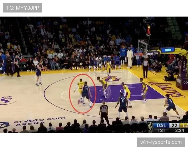全面解析NBA防守三秒违例规则，教你如何正确站位避免被吹罚